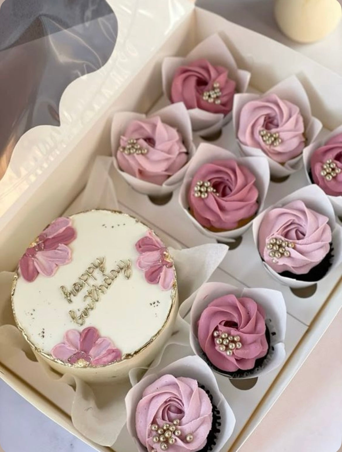 FloJo's Sweets Bento Cake & Cupcake Bundle – The Ultimate Sweet Gift Set
