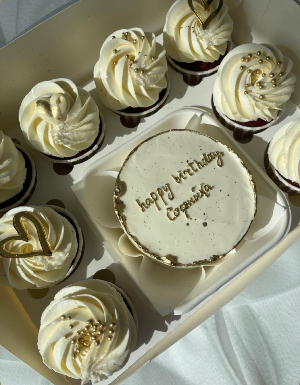 FloJo's Sweets Bento Cake & Cupcake Bundle – The Ultimate Sweet Gift Set