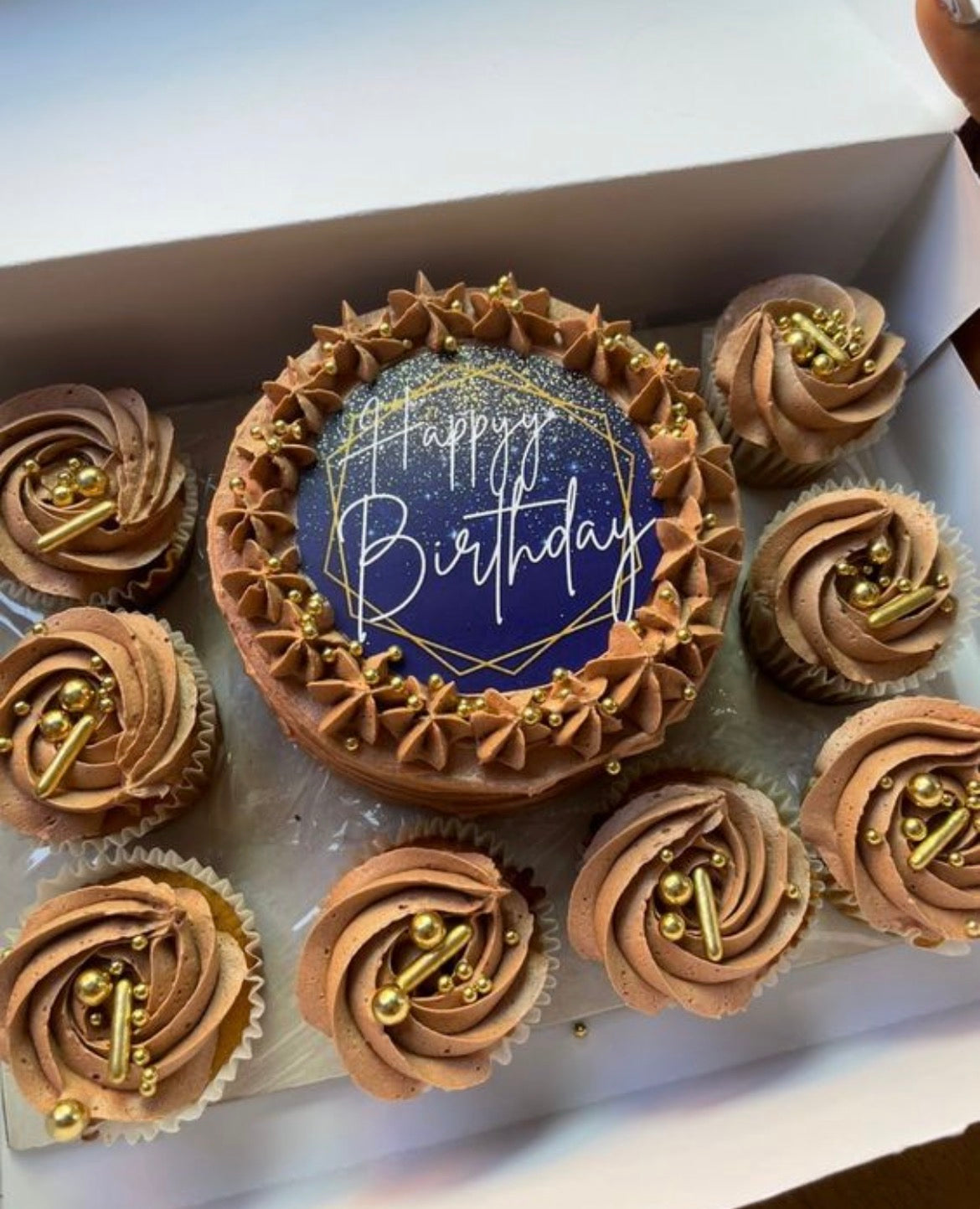 FloJo's Sweets Bento Cake & Cupcake Bundle – The Ultimate Sweet Gift Set
